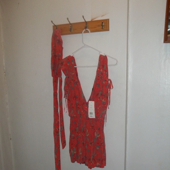 French Connection Romper - Picture 2 of 4